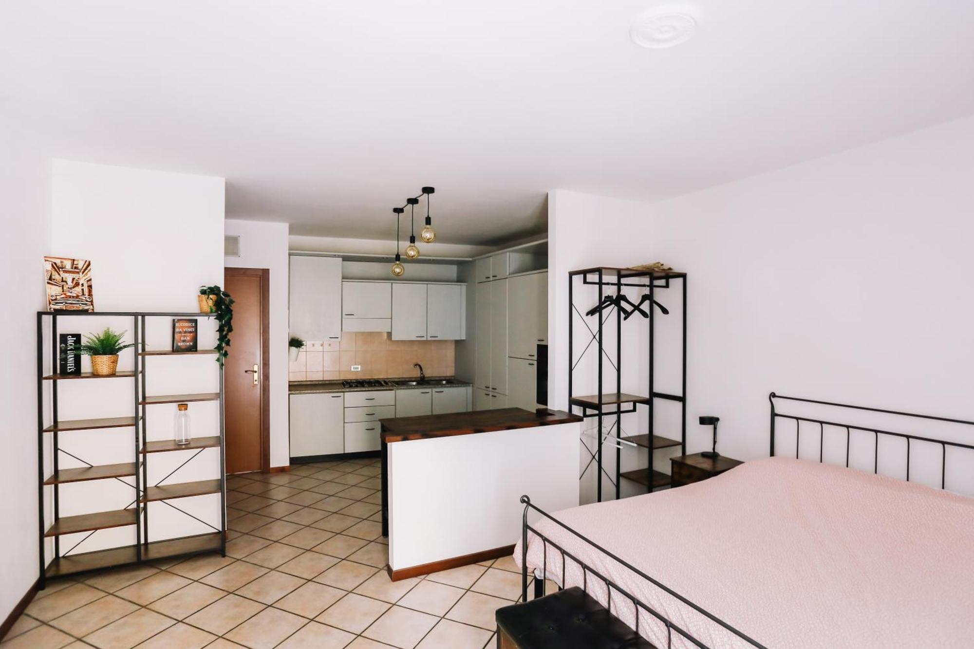 דירות Alzano Lombardo Flat Mazzini 6 מראה חיצוני תמונה